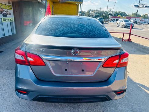 Used 2019 Nissan Sentra S w/ Appearance Package image 4