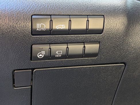 Used 2022 Lexus RX 350L FWD w/ Premium Package image 17