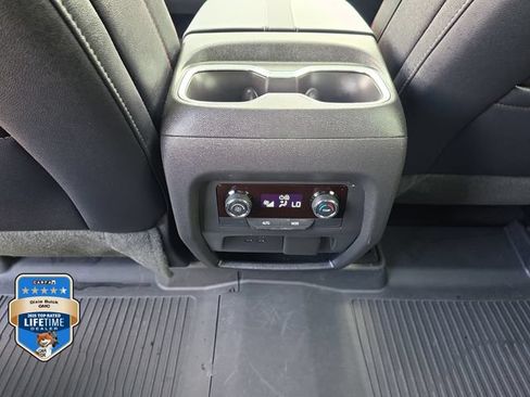 Certified 2026 Chevrolet Traverse Z71 w/ Driver Confidence Package AWD/4WD image 13