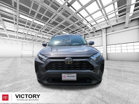 Certified 2025 Toyota RAV4 XLE FWD image 9