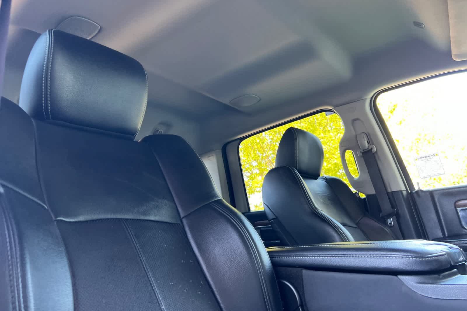Used 2018 RAM 2500 Laramie AWD/4WD image 17