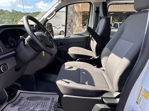 New 2025 Ford Transit 250 Low Roof w/ Exterior Upgrade Package RWD image 10
