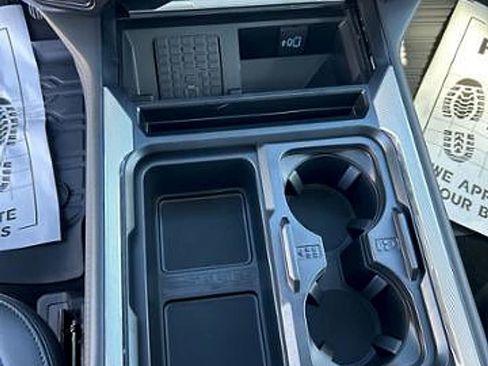 New 2025 Ford F350 Platinum image 27