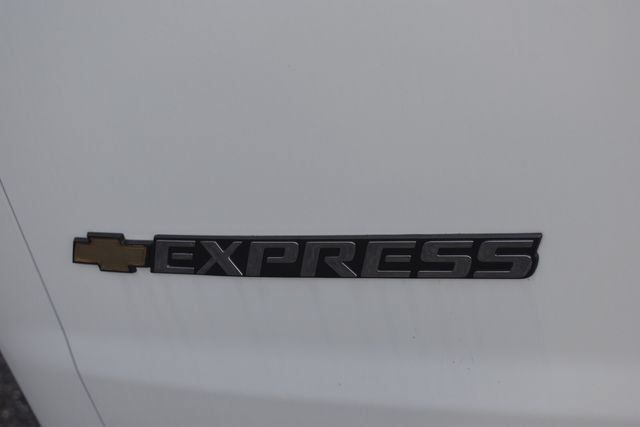 New 2026 Chevrolet Express 2500 w/ Driver Convenience Package RWD image 17