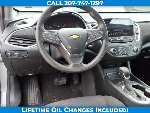 Used 2024 Chevrolet Malibu LT FWD image 15