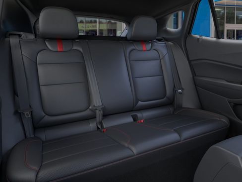 New 2026 Chevrolet Trax RS w/ Sunroof Package image 17