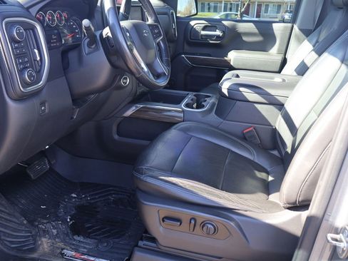 Used 2020 Chevrolet Silverado 1500 RST image 4