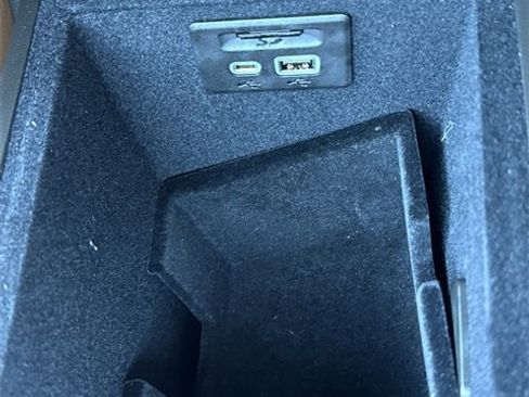 Used 2025 Cadillac XT5 Premium Luxury image 26