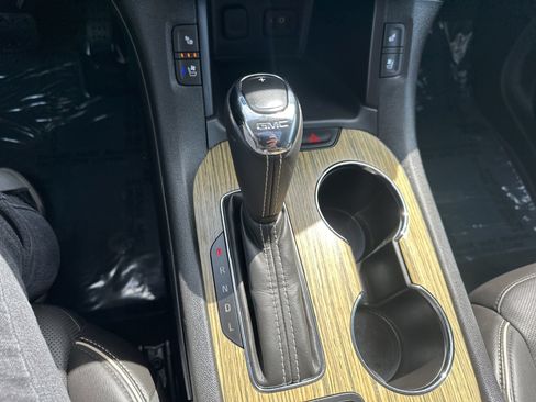 Used 2018 GMC Acadia Denali AWD/4WD image 72