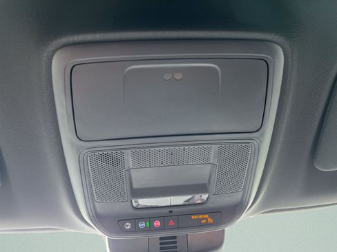 New 2026 Chevrolet Traverse LT AWD/4WD image 19