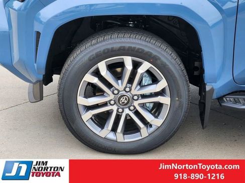 New 2026 Toyota 4Runner Limited AWD/4WD image 9