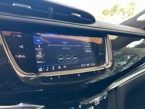 Used 2021 Cadillac XT6 Sport image 7