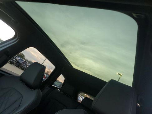 Used 2025 BMW X3 xDrive30i image 12