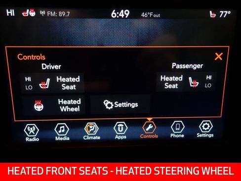 Used 2018 Jeep Renegade Altitude image 3