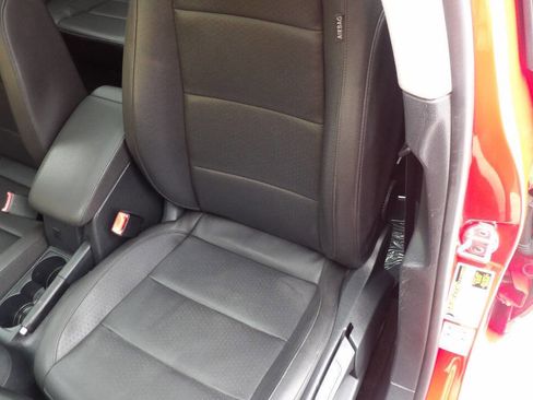 Used 2014 Volkswagen Jetta TDI image 16