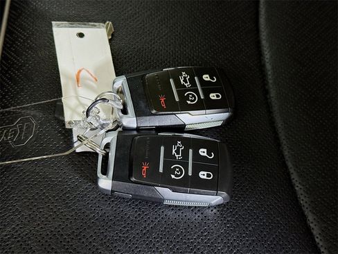 Used 2020 RAM 3500 Laramie image 39