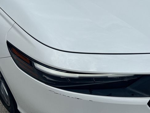 Used 2024 Honda Accord EX image 33