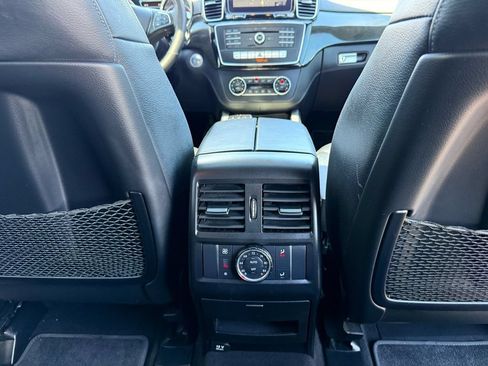 Used 2018 Mercedes-Benz GLE 43 AMG 4MATIC image 25