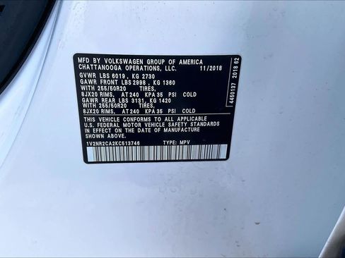 Used 2019 Volkswagen Atlas SEL Premium image 35