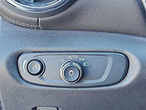 Certified 2023 Chevrolet Blazer LT w/ Convenience Package image 30