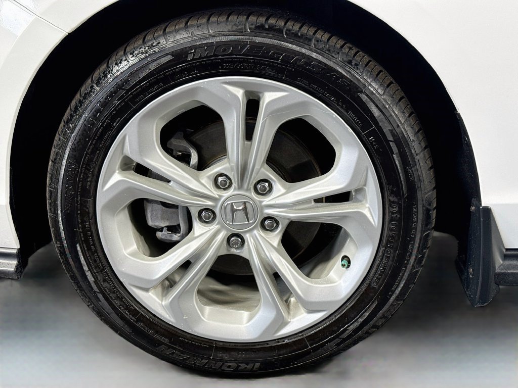 Used 2023 Honda Accord LX image 37