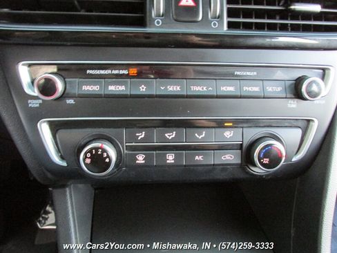 Used 2019 Kia Optima LX image 23