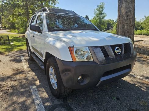 Used 2005 Nissan Xterra Off-Road AWD/4WD image 8