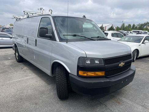 Used 2021 Chevrolet Express 2500 Extended w/ Driver Convenience Package RWD image 12