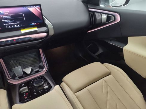 Used 2026 BMW X3 xDrive30 w/ Premium Package image 26