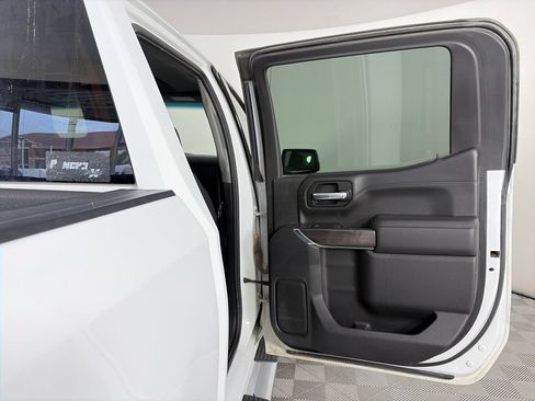 Used 2021 Chevrolet Silverado 1500 LTZ AWD/4WD image 28
