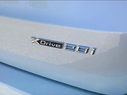 New 2025 BMW X1 xDrive28i w/ Technology Package image 16