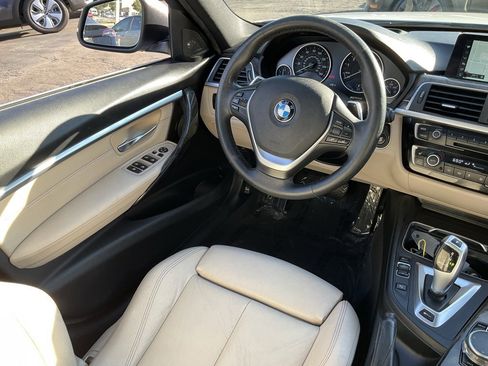 Used 2017 BMW 330e image 35