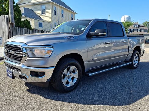 Used 2019 RAM 1500 Big Horn AWD/4WD image 3