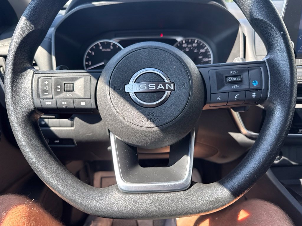 Used 2024 Nissan Rogue SV AWD/4WD image 23