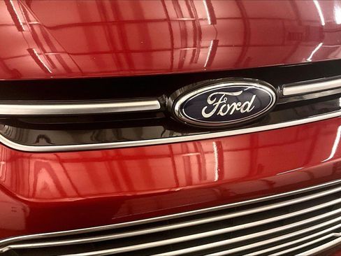 Used 2015 Ford C-MAX Energi SEL w/ Equipment Group 302A image 30