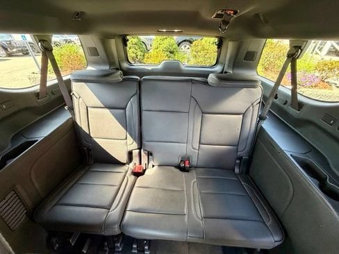 Certified 2024 GMC Yukon XL Denali AWD/4WD image 37