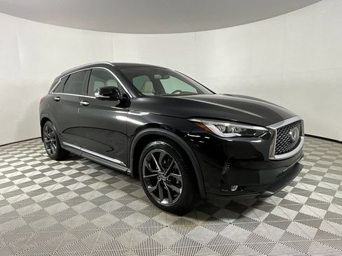 Used 2019 INFINITI QX50 Essential w/ Sensory Package image 6
