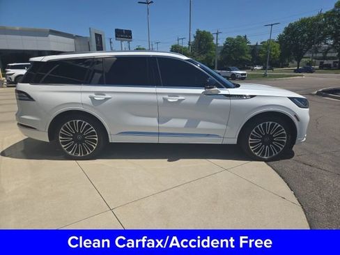 Certified 2025 Lincoln Aviator Black Label AWD/4WD image 2