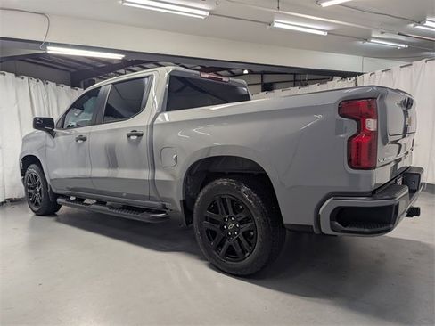 Used 2024 Chevrolet Silverado 1500 Custom w/ Turbomax Blackout Package image 4