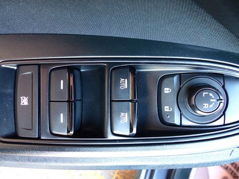 Used 2021 Subaru Impreza 2.0i Premium image 21