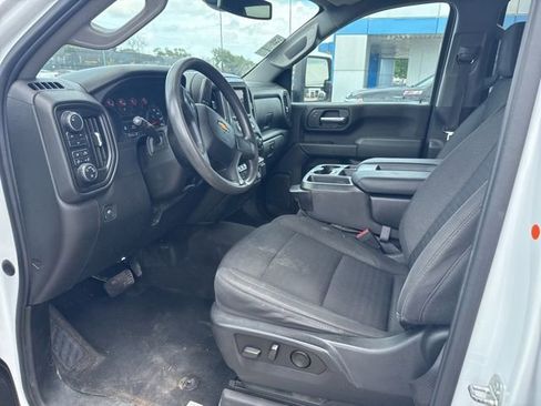 Certified 2024 Chevrolet Silverado 2500 Custom w/ Custom Value Package image 11
