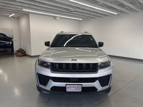 New 2026 Jeep Grand Cherokee L 4WD image 2