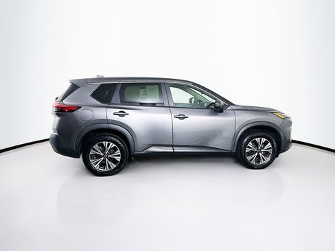 Used 2023 Nissan Rogue SV image 10