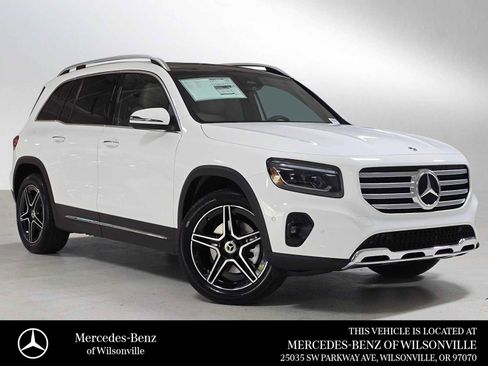 New 2026 Mercedes-Benz GLB 250 4MATIC image 1