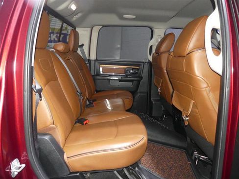 Used 2018 RAM 1500 Laramie Longhorn w/ Convenience Group image 27