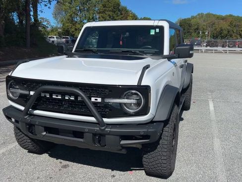 Used 2024 Ford Bronco Wildtrak image 25