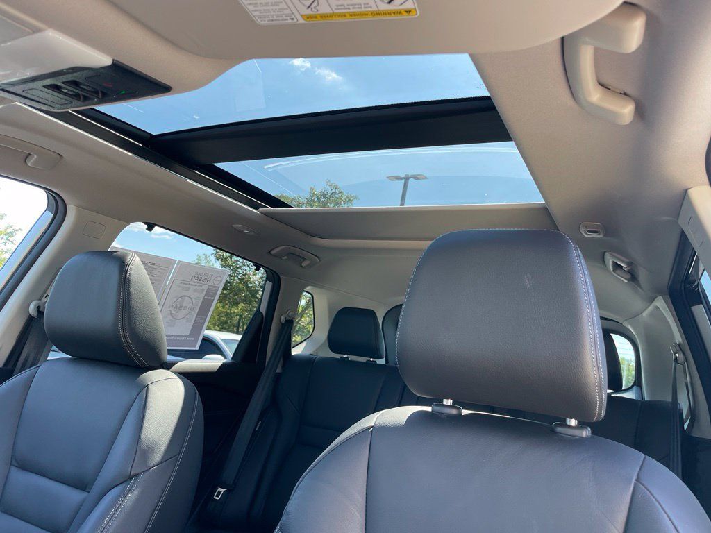 Certified 2023 Nissan Rogue SL AWD/4WD image 22