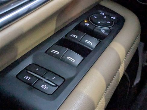 Used 2021 Chevrolet Tahoe Premier image 22