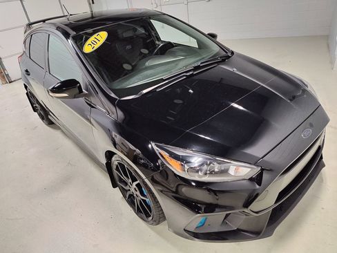 Used 2017 Ford Focus RS image 2