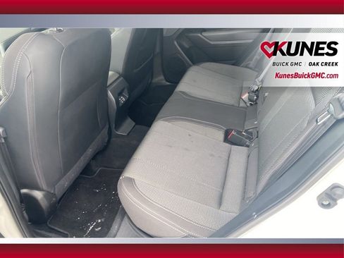 Used 2024 Subaru Crosstrek 2.0i Premium image 25